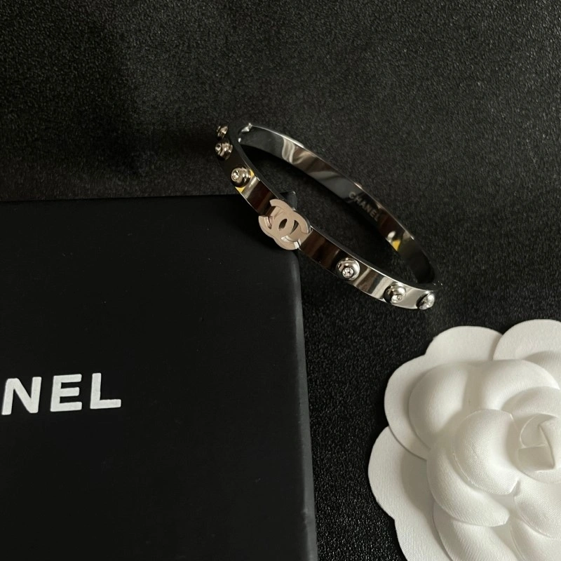 Popular Chanel Bracelets 220462
