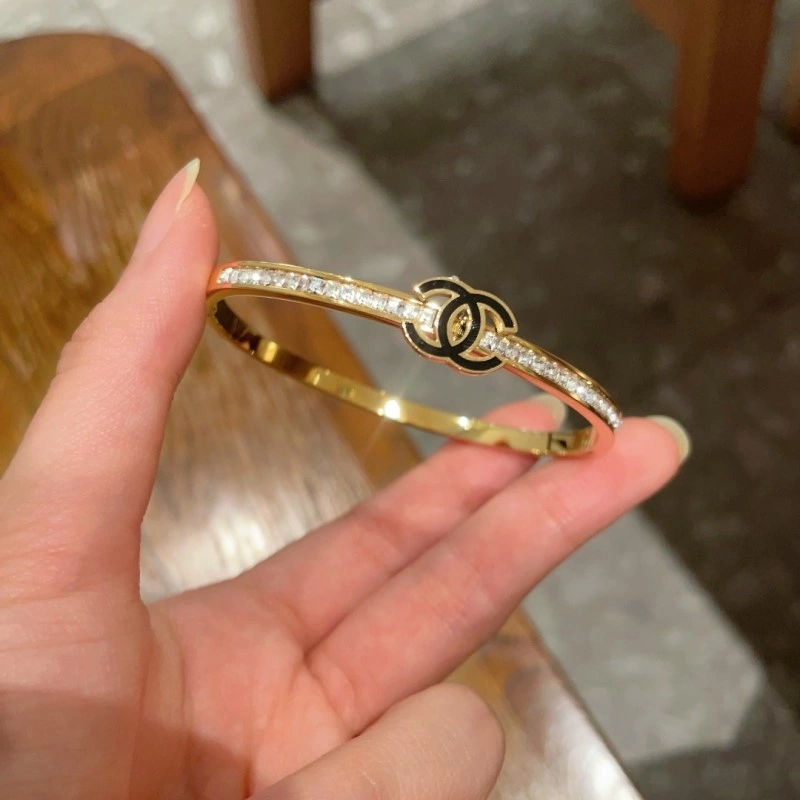 Timeless Chanel Bracelets 220454