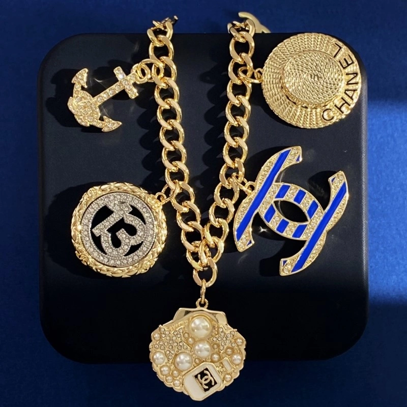 Comfortable Chanel Bracelets 220456