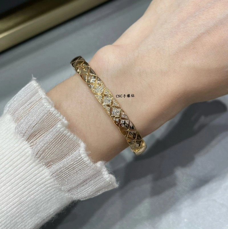 Timeless Chanel Bracelets 220439