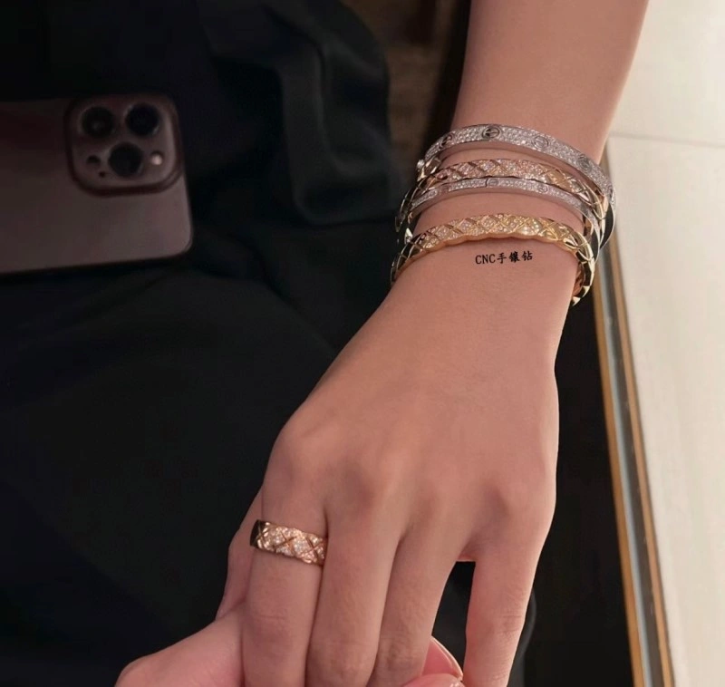 Timeless Chanel Bracelets 220439