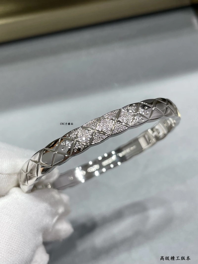 Timeless Chanel Bracelets 220439