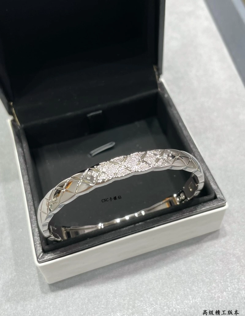 Timeless Chanel Bracelets 220439