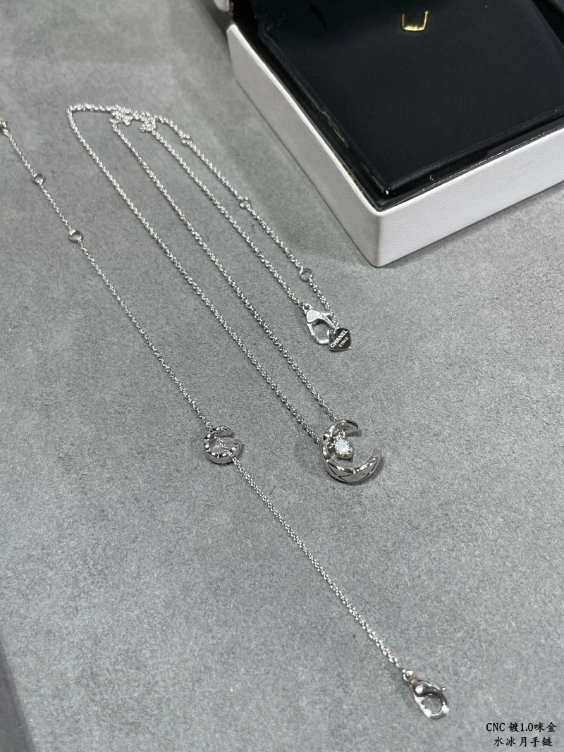 GoodFit Chanel Bracelets 220429