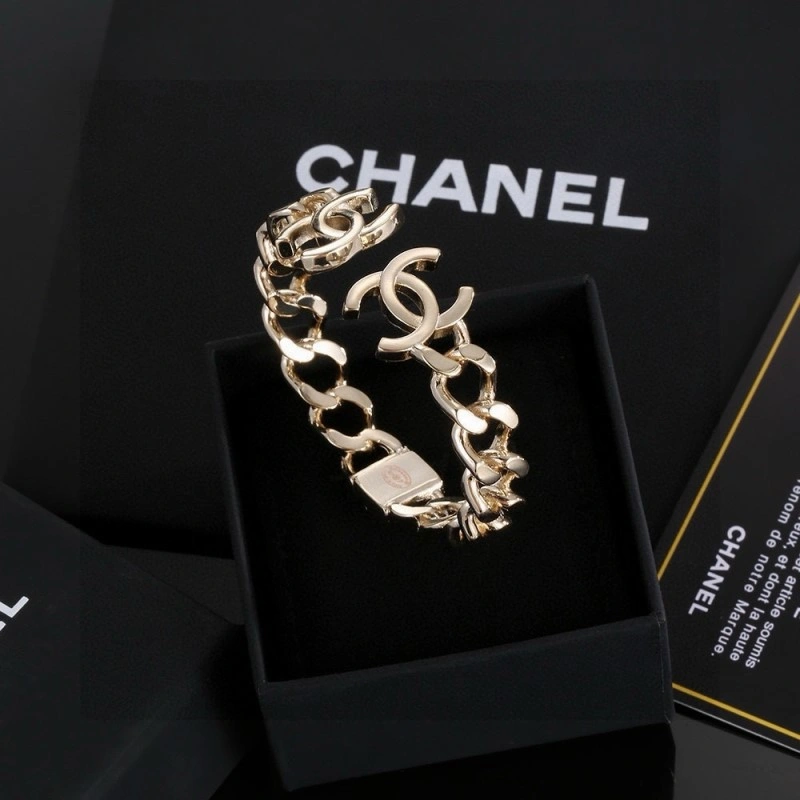 Chanel Bracelets Unique 220431