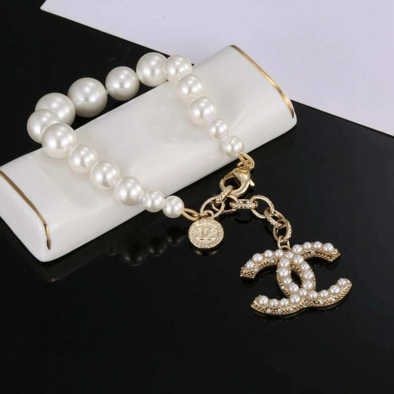 Resilient Chanel Bracelets 220444