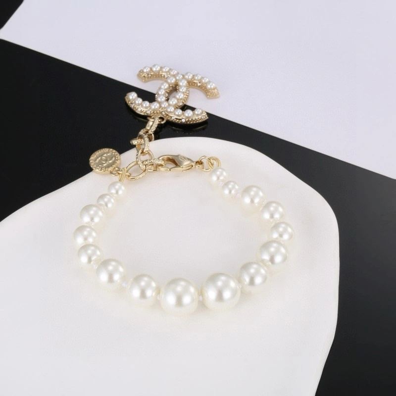 Resilient Chanel Bracelets 220444