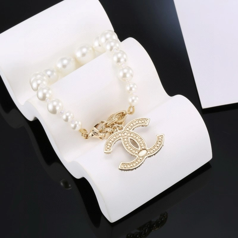 Resilient Chanel Bracelets 220444