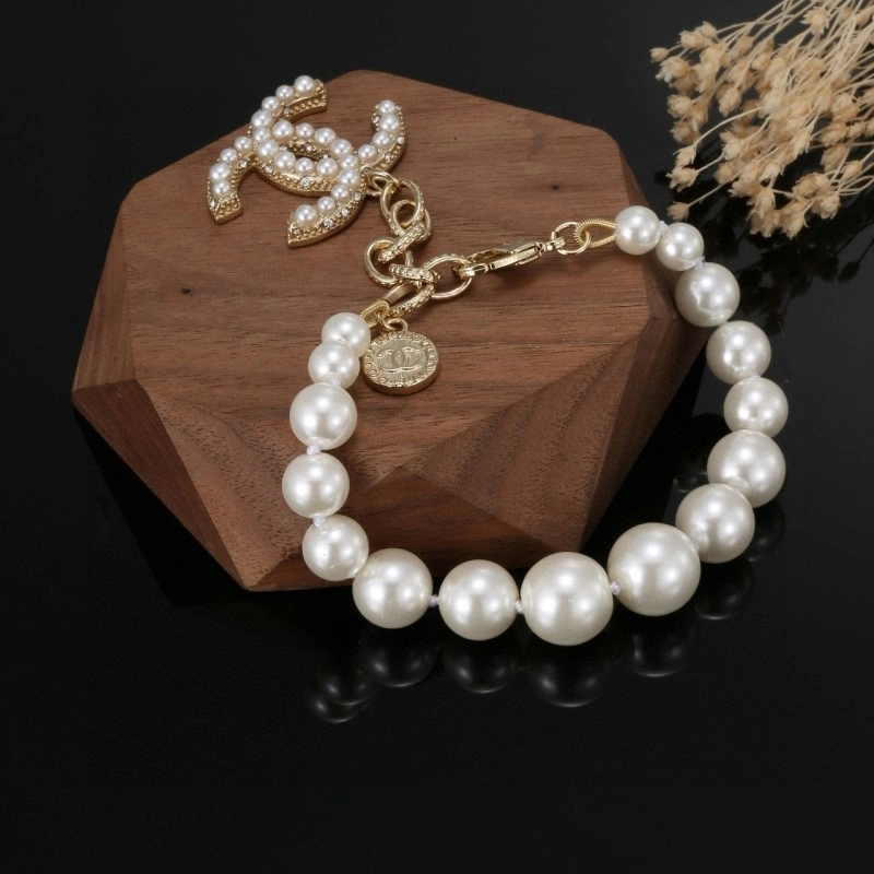 Resilient Chanel Bracelets 220444