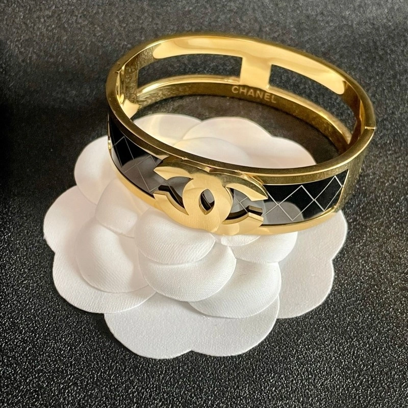 FlexibleFit Chanel Bracelets 220409