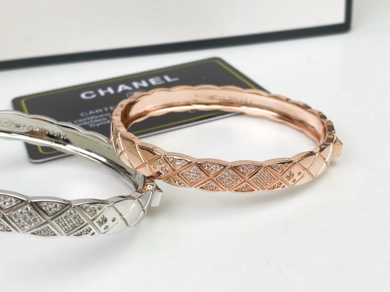 Trendy Chanel Bracelets 220408