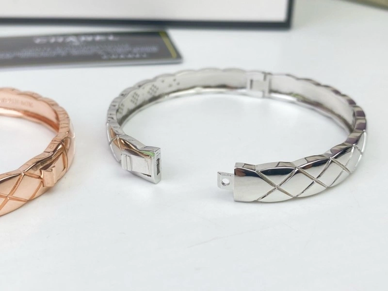 Trendy Chanel Bracelets 220408