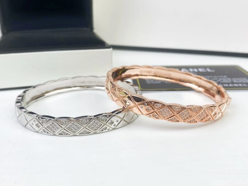Trendy Chanel Bracelets 220408