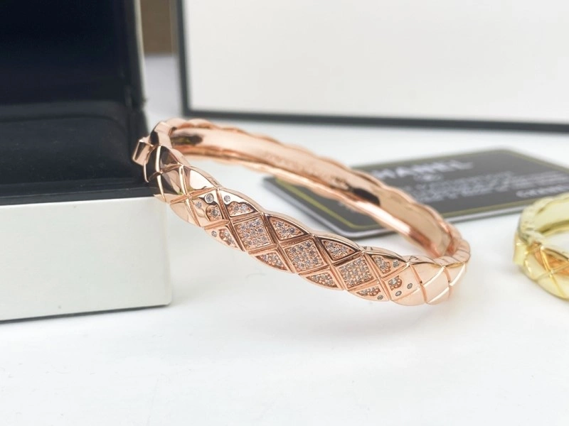 Trendy Chanel Bracelets 220408