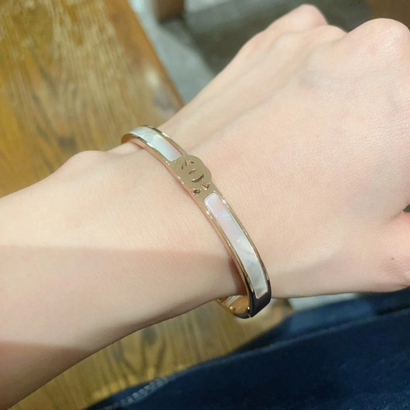 EasyCare Chanel Bracelets 220403