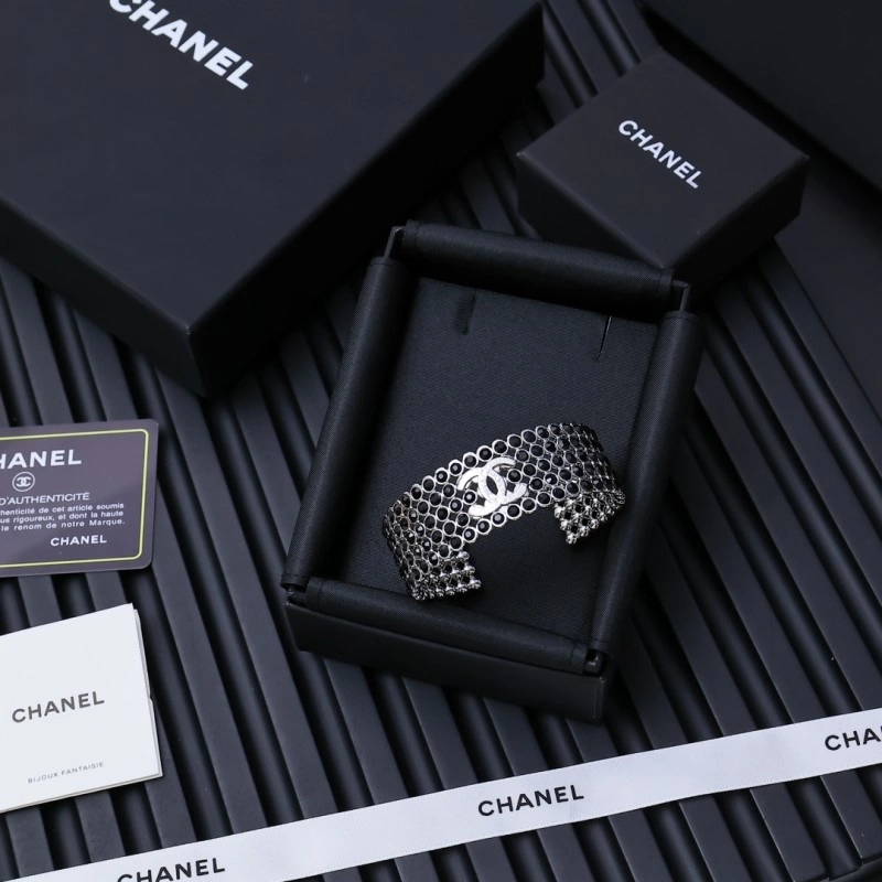 Elegant Chanel Bracelets 220397