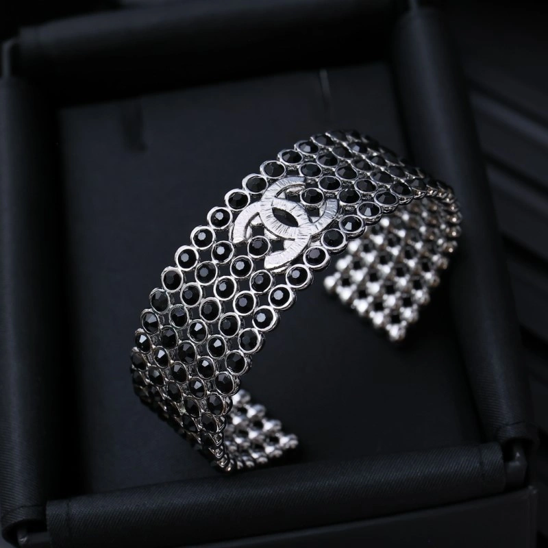 Elegant Chanel Bracelets 220397