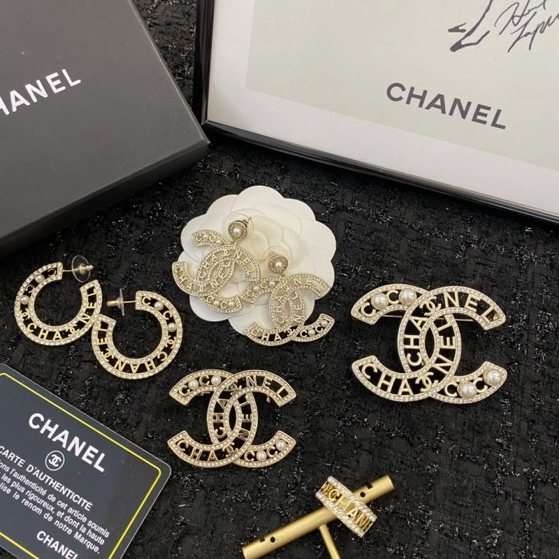 Chanel Brooches WeatherProof 231419