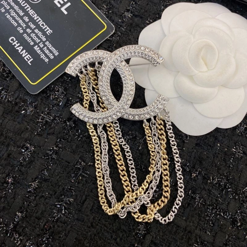 Chanel Brooches Premium 231390