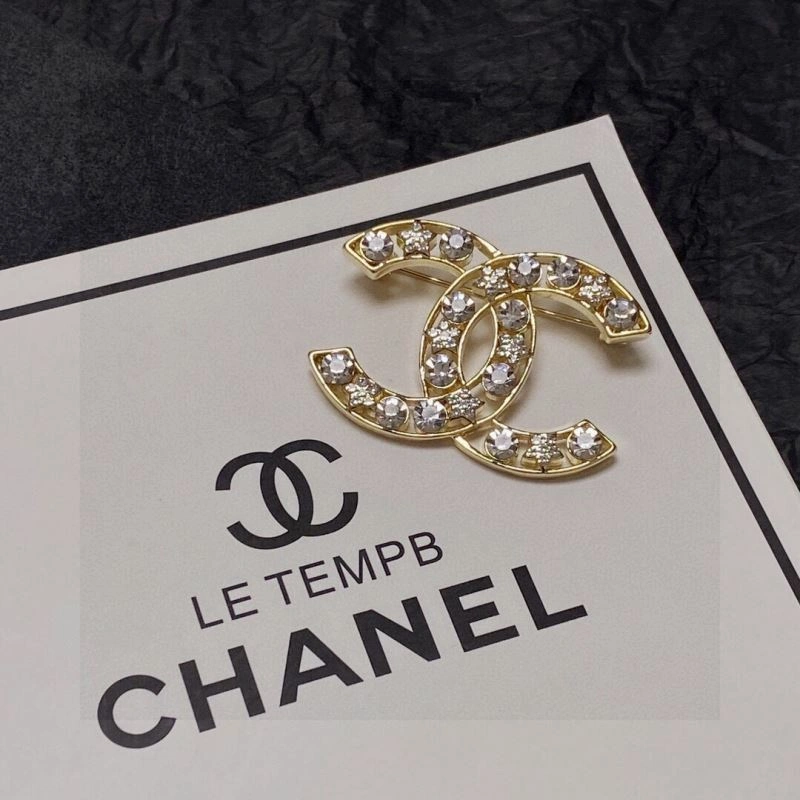 Chanel Brooches HighQuality 231411