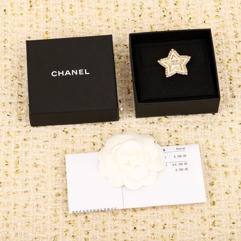Chanel Brooches Reliable 231412