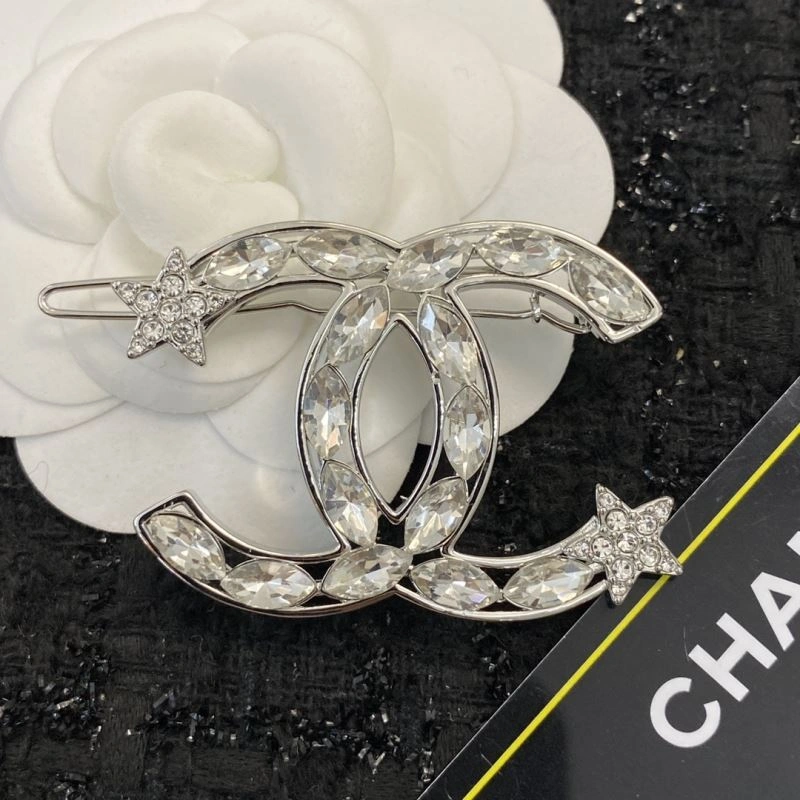 Chanel Brooches Functional 231369