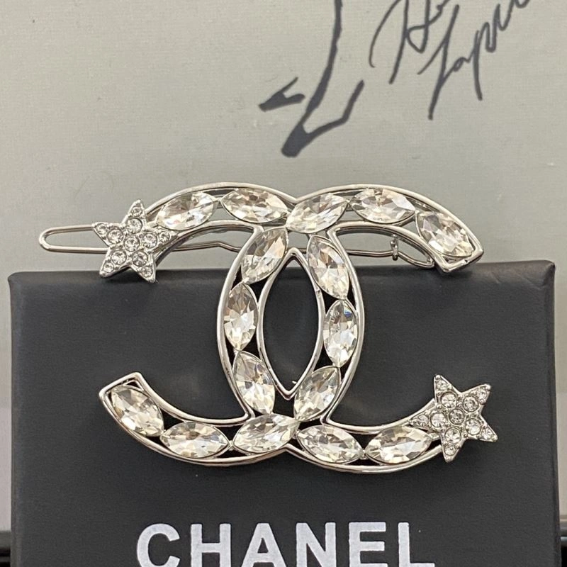 Chanel Brooches Functional 231369