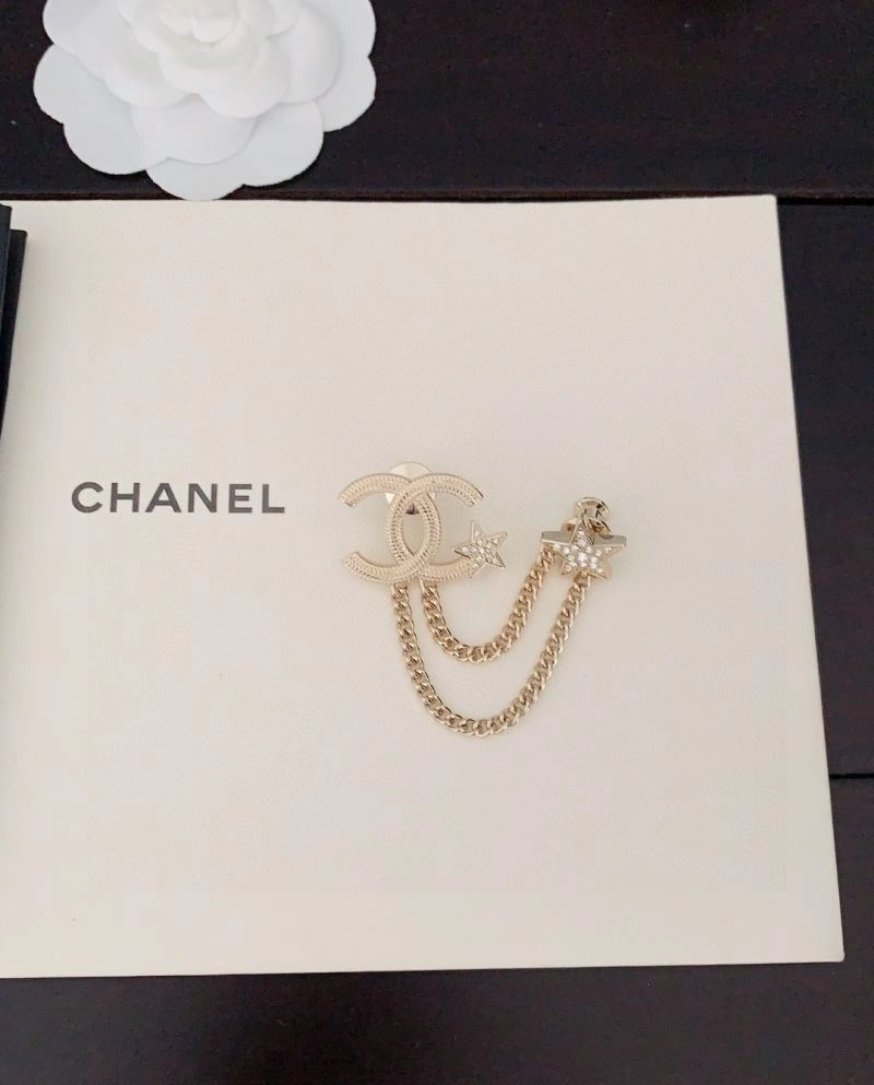 Durable Chanel Brooches 231376