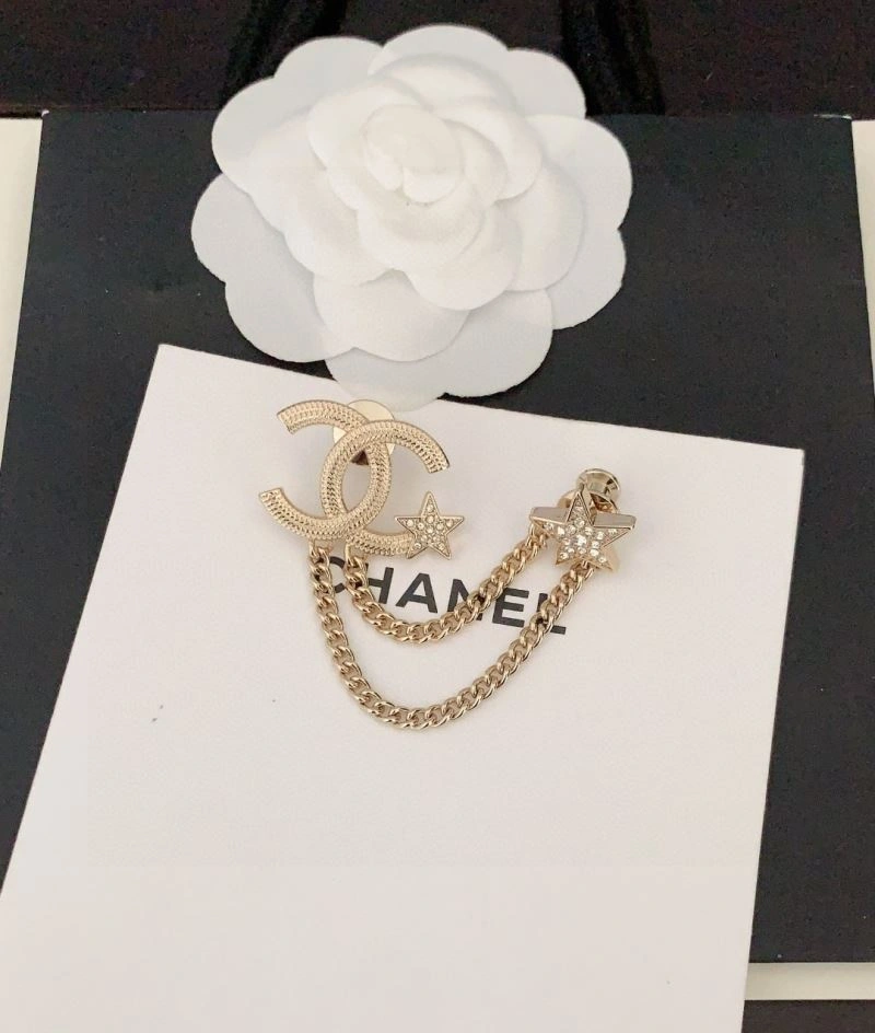 Durable Chanel Brooches 231376