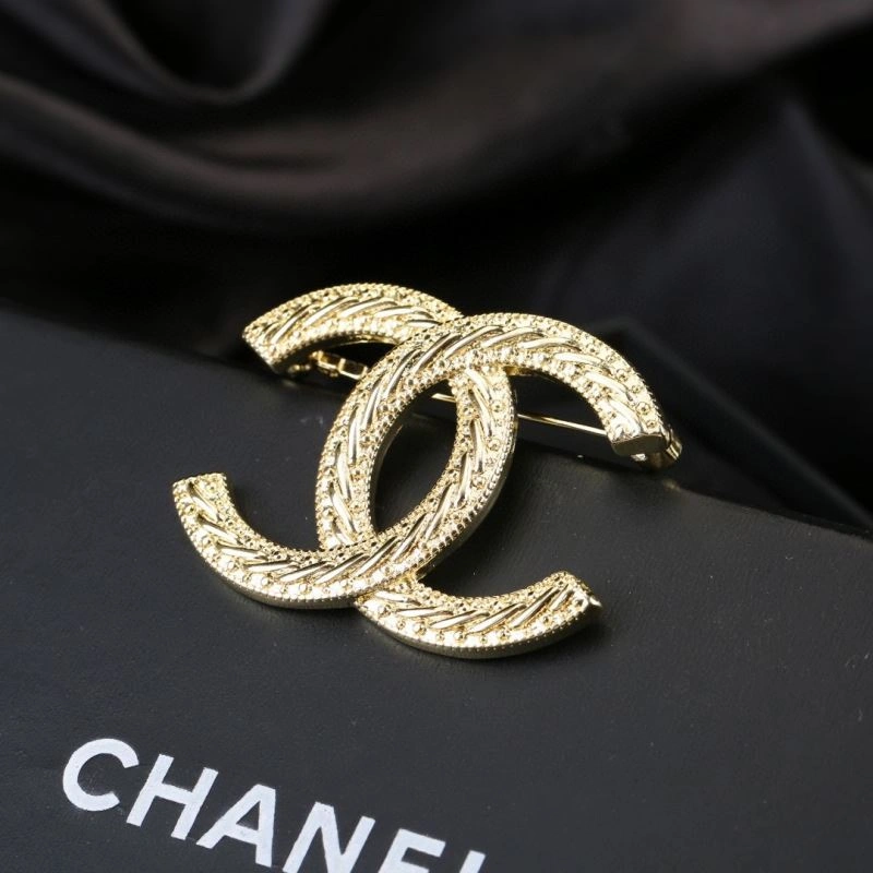 HighQuality Chanel Brooches 218856