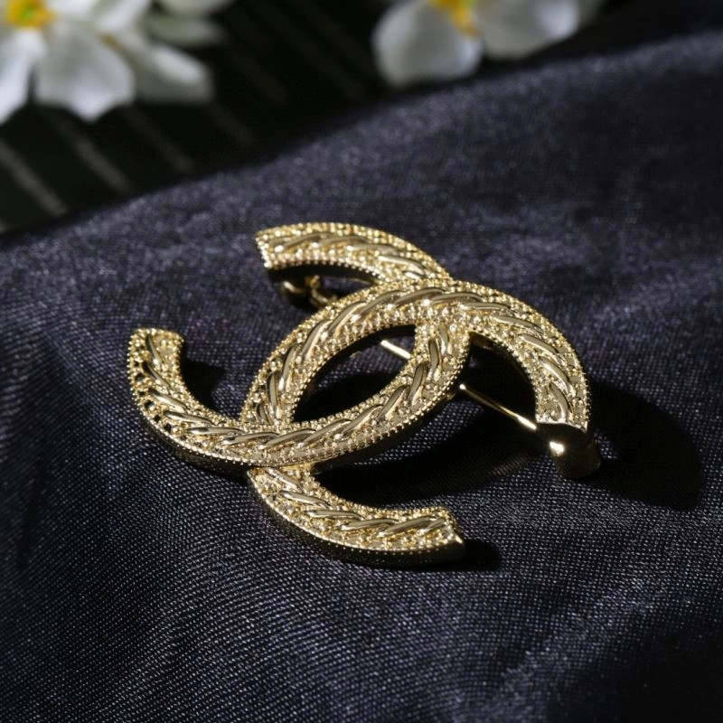 HighQuality Chanel Brooches 218856