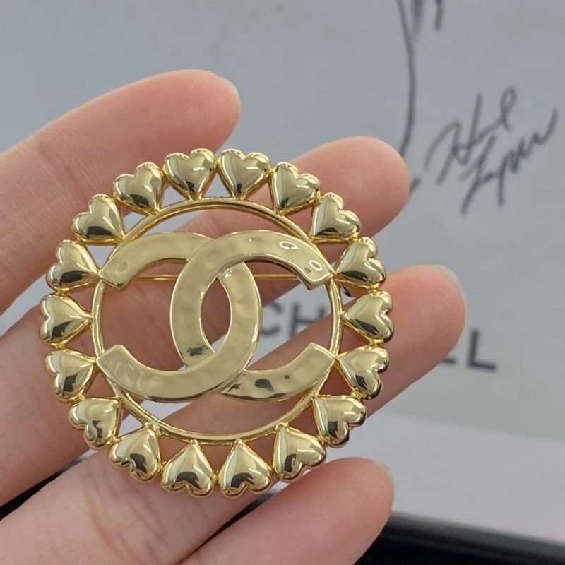 Modern Chanel Brooches 230832