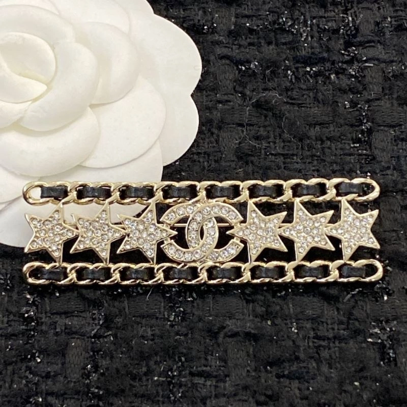 FashionForward Chanel Brooches 230818