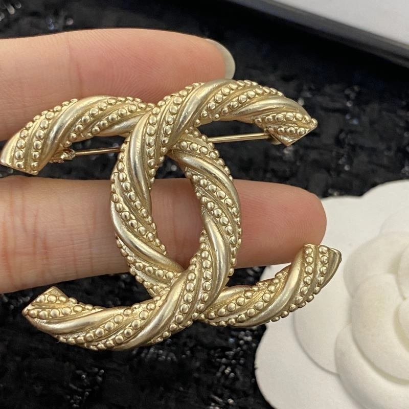 HighQuality Chanel Brooches 230817