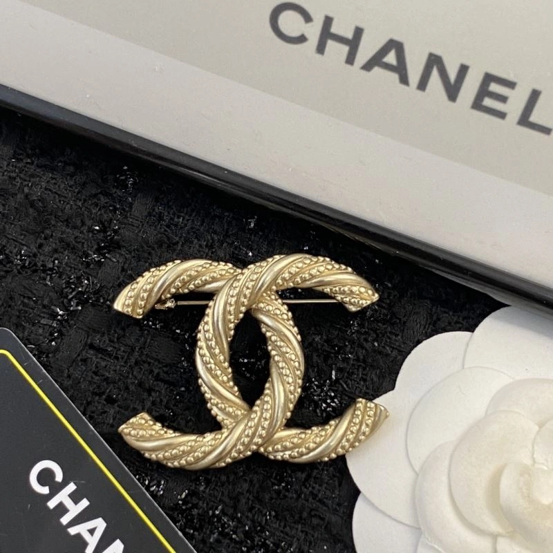 HighQuality Chanel Brooches 230817