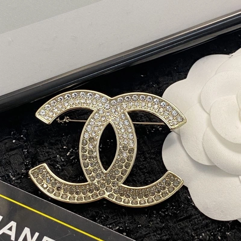 Chanel Brooches RelaxedFit 230884
