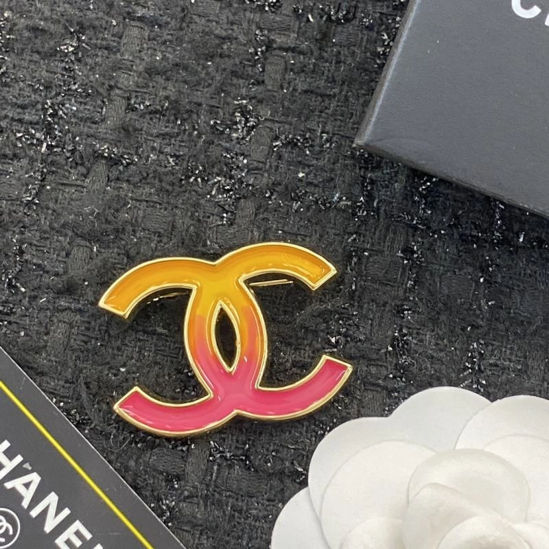 Chanel Brooches Resilient 230872