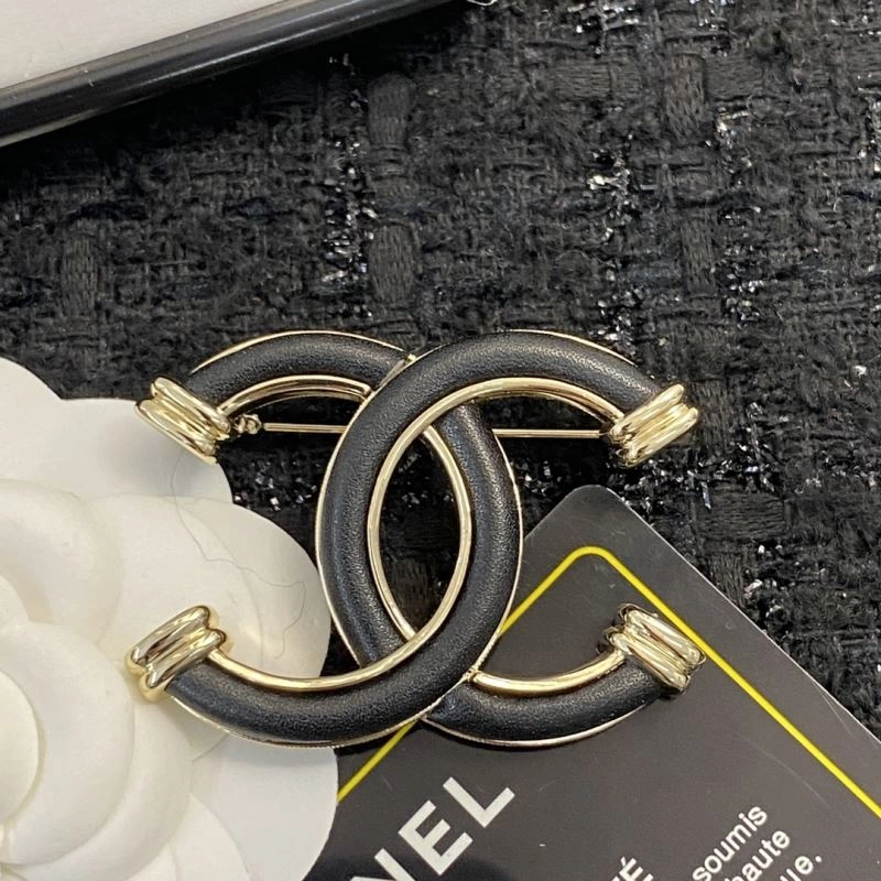 Chanel Brooches DailyWear 230806