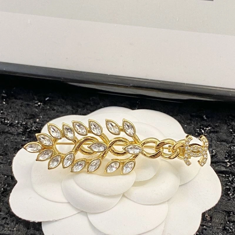Chanel Brooches QuickDry 230815