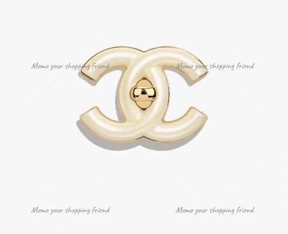 SoftTouch Chanel Brooches 230823