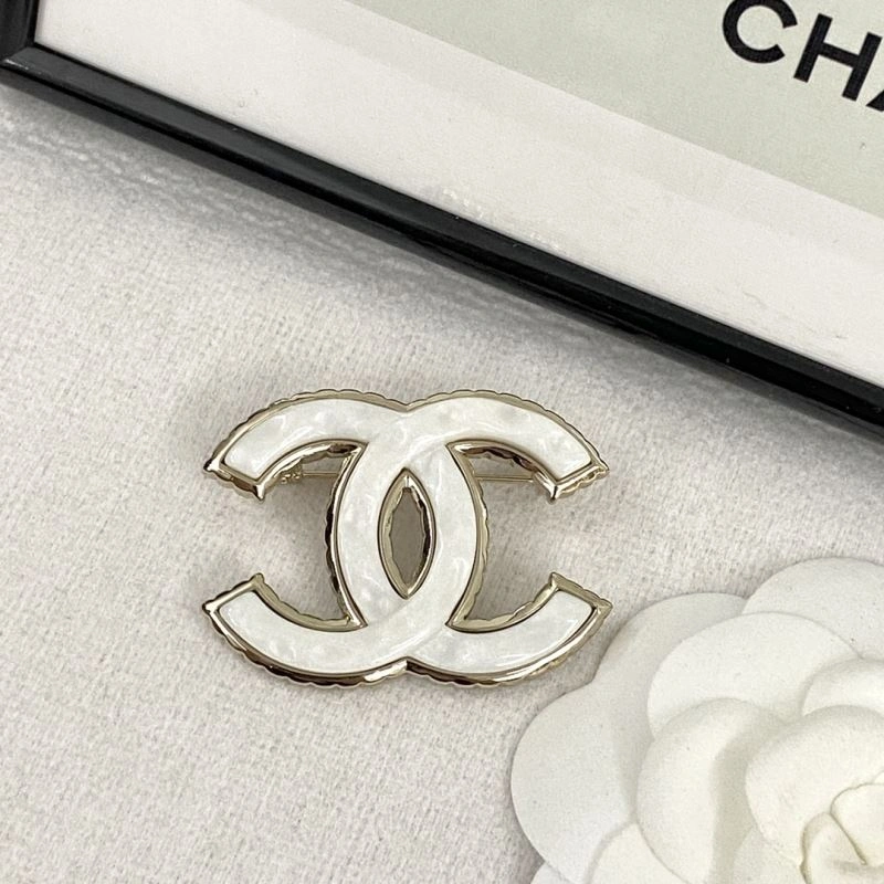 UrbanStyle Chanel Brooches 230836