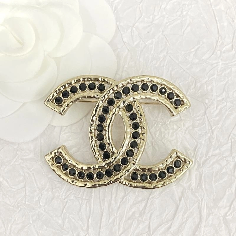 QuickDry Chanel Brooches 230784