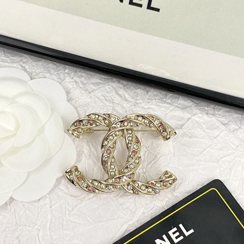 Chanel Brooches Modern 230790