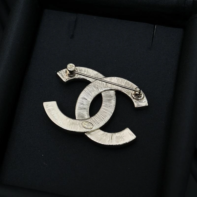 Chanel Brooches FastDry 230814