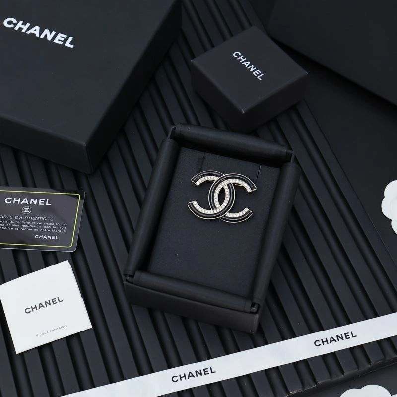 Chanel Brooches FastDry 230814