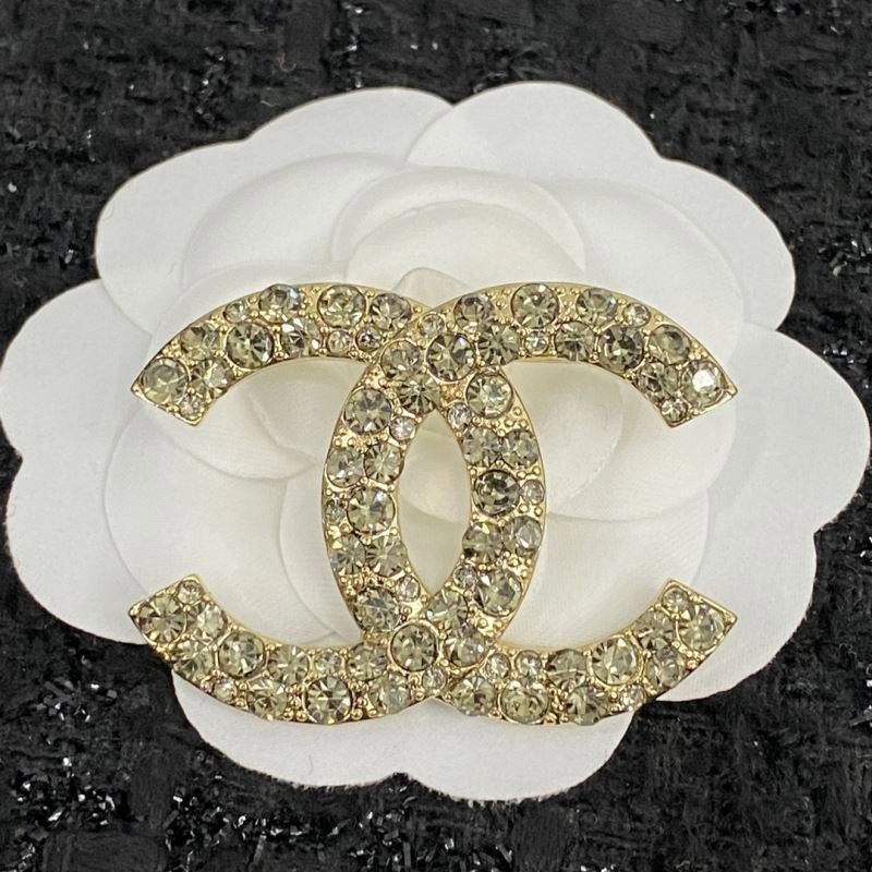 Fashionable Chanel Brooches 232378