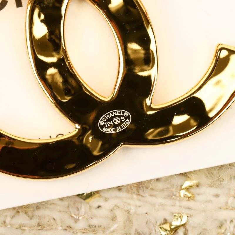Chanel Brooches WeatherProof 232360
