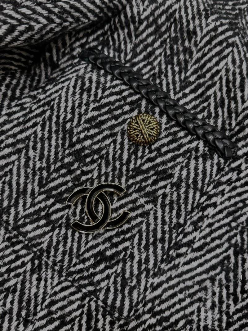 Chanel Brooches WeatherProof 232360
