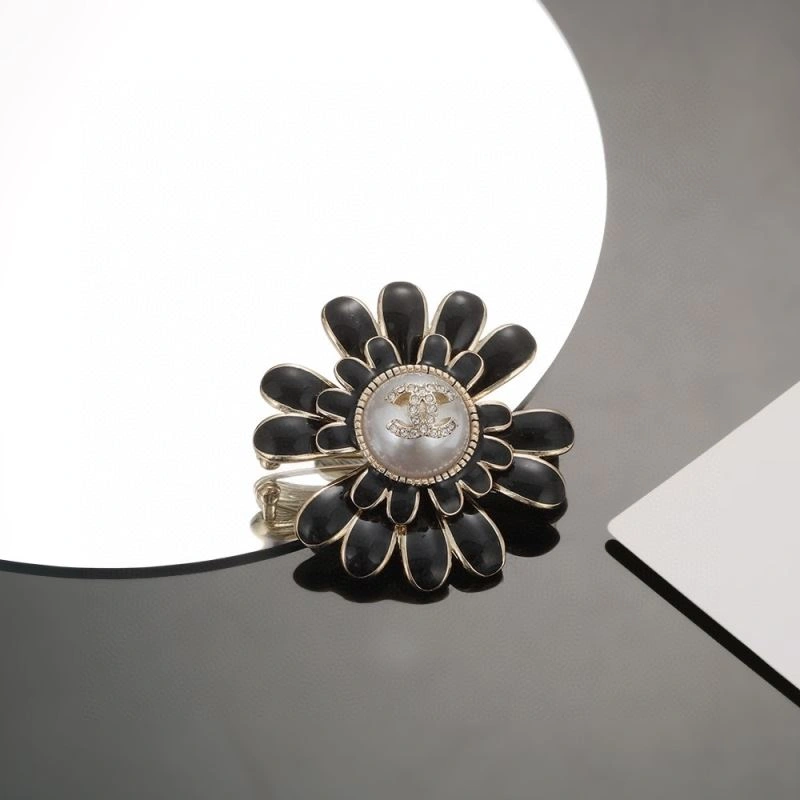 TopPick Chanel Brooches 232470