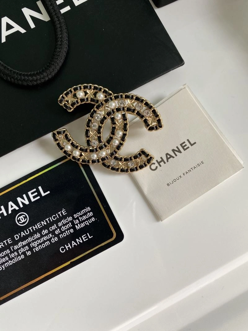 Chanel Brooches TechFriendly 232359